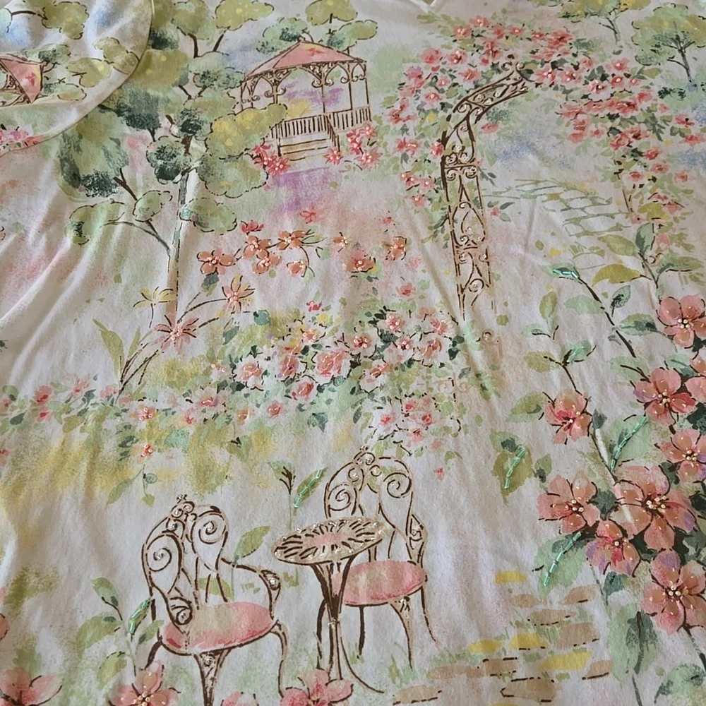 Short Sleeve Colorful Floral Top - Picture 6 of 8